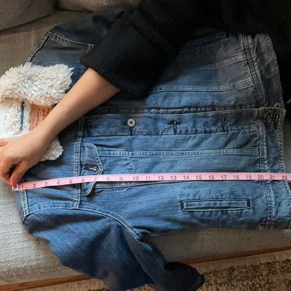 Levi’s Denim Jacket - Picture 5 of 6